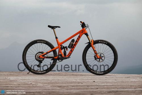 Pivot Cycles Firebird fiche technique et avis